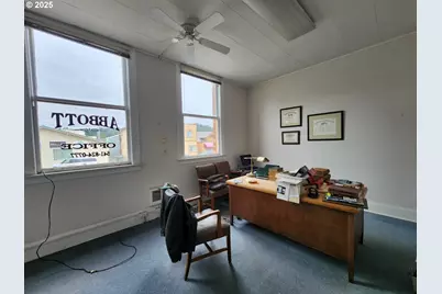 99 E 2nd St, Coquille, OR 97423 - Photo 15