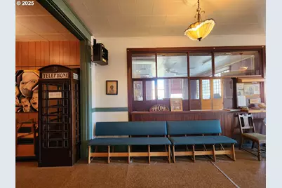 99 E 2nd St, Coquille, OR 97423 - Photo 5