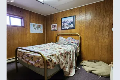 99 E 2nd St, Coquille, OR 97423 - Photo 29