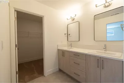 2412 SW 5th Pl, Battle Ground, WA 98604 - Photo 9