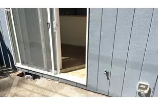 340 NW Connell Ave, Hillsboro, OR 97124 - Photo 41