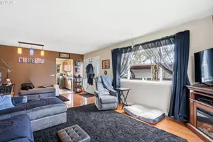 1830 NE Hogan Dr, Gresham, OR 97030 - Photo 11