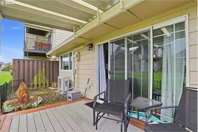 1830 NE Hogan Dr, Gresham, OR 97030 - Photo 9