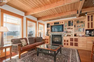 500 N Tomahawk Island Dr, Portland, OR 97217 - Photo 9