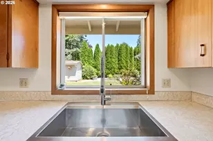 549 NW 19th St, McMinnville, OR 97128 - Photo 15