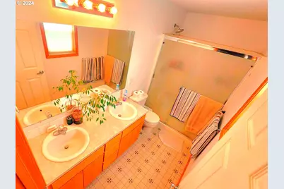 731 N Lincoln St, Lafayette, OR 97127 - Photo 5