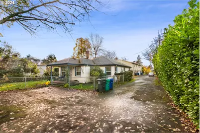 2309 SE 90th Ave, Portland, OR 97216 - Photo 3