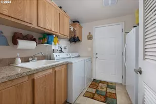 743 N Sundown Dr, Otis, OR 97368 - Photo 25