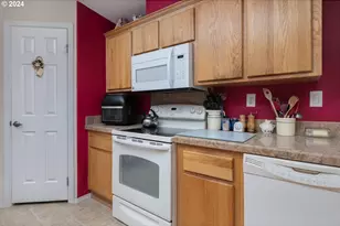 743 N Sundown Dr, Otis, OR 97368 - Photo 13