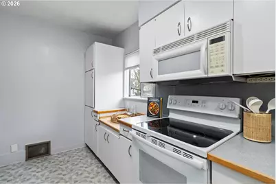 2640 Garfield St, Longview, WA 98632 - Photo 13