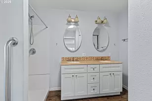 1713 Maple St, Myrtle Point, OR 97458 - Photo 17