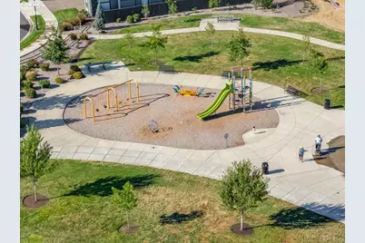 7049 SE Deline St, Hillsboro, OR 97123 - Photo 11