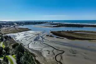 1310 Riverside Dr NE, Bandon, OR 97411 - Photo 41