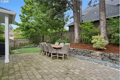 3722 NW Loriann Dr, Portland, OR 97229 - Photo 37