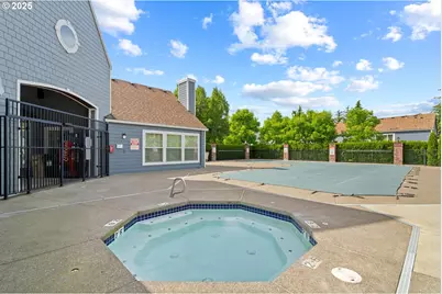7143 SW Sagert St #104, Tualatin, OR 97062 - Photo 5