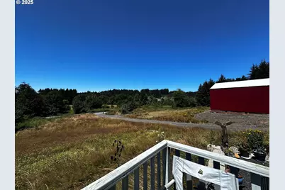 67640 Neverstill Rd, Birkenfeld, OR 97016 - Photo 5