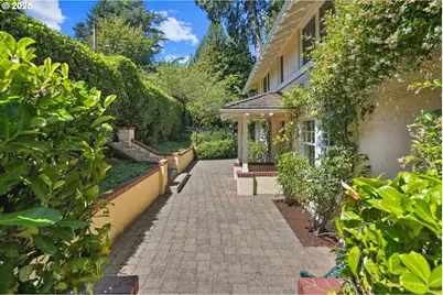 1803 S Riverdale Rd, Portland, OR 97219 - Photo 5