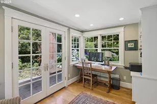 1803 S Riverdale Rd, Portland, OR 97219 - Photo 11