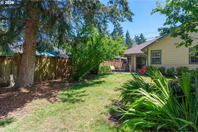 540 Sunshine Acres Dr, Eugene, OR 97401 - Photo 39