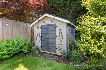 3601 NE 109th Ave, Portland, OR 97220 - Photo 31