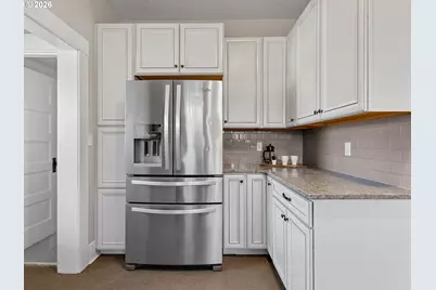 2433 N Emerson St, Portland, OR 97217 - Photo 17