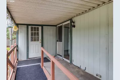 21100 NE Sandy Blvd #18, Fairview, OR 97024 - Photo 31