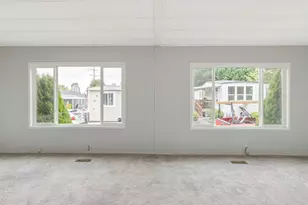 21100 NE Sandy Blvd, Fairview, OR 97024 - Photo 13
