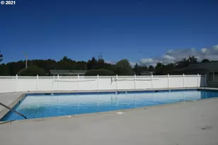 1601 Rhododendron Dr, Florence, OR 97439 - Photo 29