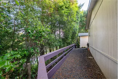 1601 Rhododendron Dr #694, Florence, OR 97439 - Photo 5