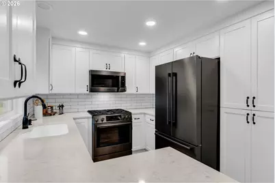 11541 SW Woodlee Heights Ct SW, Portland, OR 97219 - Photo 11