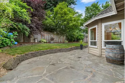 11541 SW Woodlee Heights Ct SW, Portland, OR 97219 - Photo 37