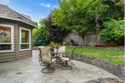 11541 SW Woodlee Heights Ct SW, Portland, OR 97219 - Photo 33