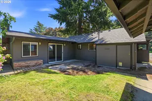 2832 NE Fremont Dr, Portland, OR 97220 - Photo 29