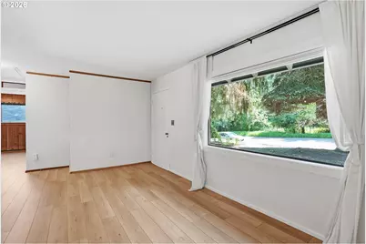 2832 NE Fremont Dr, Portland, OR 97220 - Photo 7