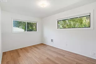 2832 NE Fremont Dr, Portland, OR 97220 - Photo 19