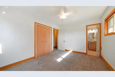 1897 NW 11th St, Hermiston, OR 97838 - Photo 13