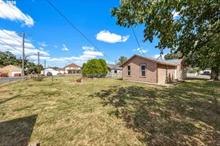 817 Perkins St, Milton-Freewater, OR 97862 - Photo 21