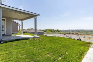 856 E Autumn Ave, Hermiston, OR 97838 - Photo 21