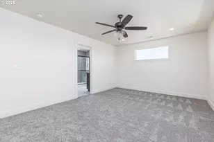 856 E Autumn Ave, Hermiston, OR 97838 - Photo 13