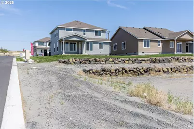 856 E Autumn Ave, Hermiston, OR 97838 - Photo 25