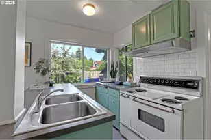 4737 NE Mason St, Portland, OR 97218 - Photo 11