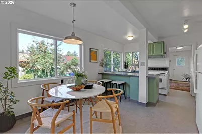 4737 NE Mason St, Portland, OR 97218 - Photo 9