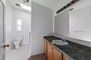 1829 E Willow St, Myrtle Point, OR 97458 - Photo 23