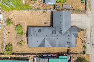 1829 E Willow St, Myrtle Point, OR 97458 - Photo 37