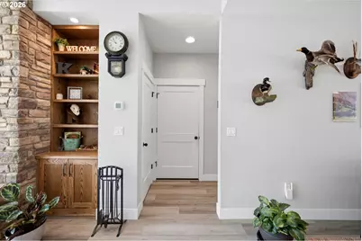 315 Santiam Pointe Loop, Mill City, OR 97360 - Photo 25