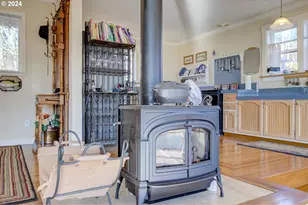 14115 N Bank Rd, Roseburg, OR 97470 - Photo 13