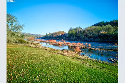 14115 N Bank Rd, Roseburg, OR 97470 - Photo 45