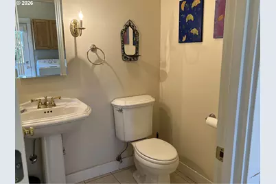 28544 Crow Rd, Eugene, OR 97402 - Photo 35