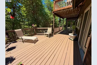 28544 Crow Rd, Eugene, OR 97402 - Photo 17