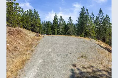 2133 Spring Brook Rd, Myrtle Creek, OR 97457 - Photo 7